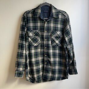 Vintage Men’s Wool Plaid Button Shirt Lord & Taylor Gorpcore Korea Navy Medium
